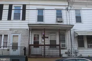 621 W Norwegian St, Pottsville, PA 17901 - Photo 1