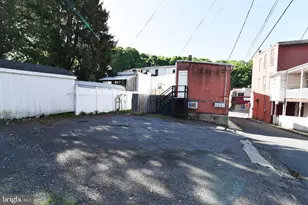 701 W Market St, Pottsville, PA 17901 - Photo 51