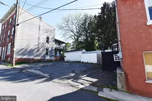 701 W Market St, Pottsville, PA 17901 - Photo 49