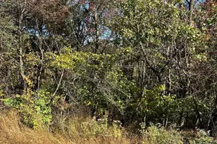 906 Wynonah Dr, Auburn, PA 17922 - Photo 1