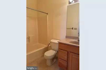 1303 Country Club Dr, Hazleton, PA 18202 - Photo 7