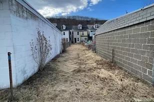 322 W Main St, Girardville, PA 17935 - Photo 7