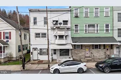 329 W Centre Street, Mahanoy City, PA 17948 - Photo 1