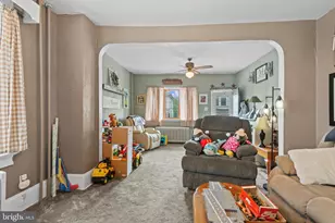 163 Schuylkill Ave, Shenandoah, PA 17976 - Photo 9