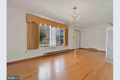 22 W Cherry Street, Shenandoah, PA 17976 - Photo 7