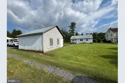 513 E Chestnut Street, Hegins, PA 17938 - Photo 9