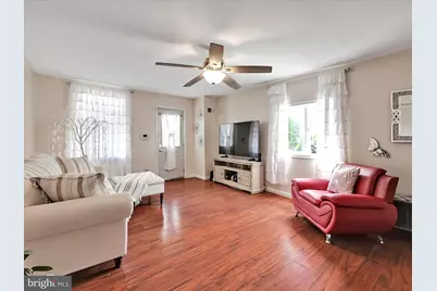 125 W Washington Street, Shenandoah, PA 17976 - Photo 9