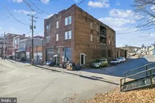326 W Broad St, Tamaqua, PA 18252 - Photo 1