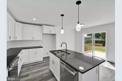 220 W High Street, Frackville, PA 17931 - Photo 13