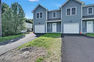 220 W High St, Frackville, PA 17931 - Photo 3