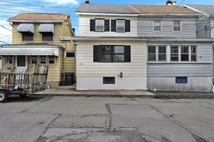 16 N Hancock St, McAdoo, PA 18237 - Photo 3