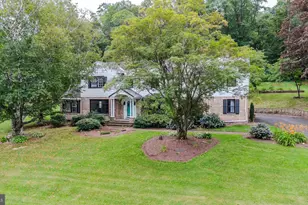 1621 Howard Ave, Pottsville, PA 17901 - Photo 5