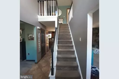 25 Tall Oaks Drive, Pottsville, PA 17901 - Photo 7