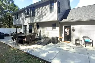 25 Tall Oaks Dr, Pottsville, PA 17901 - Photo 11