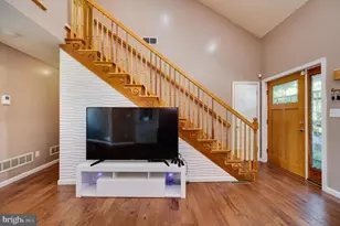 220 California Ave, Shenandoah, PA 17976 - Photo 9