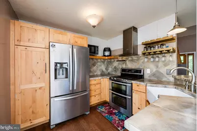 220 California Avenue, Shenandoah, PA 17976 - Photo 17