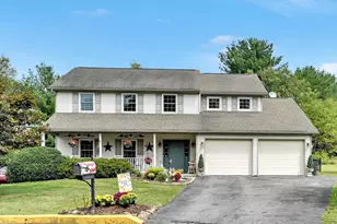 631 Lee St, Orwigsburg, PA 17961 - Photo 1