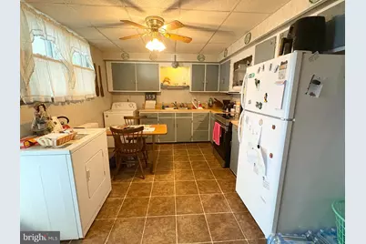 612 W Bacon Street, Pottsville, PA 17901 - Photo 5