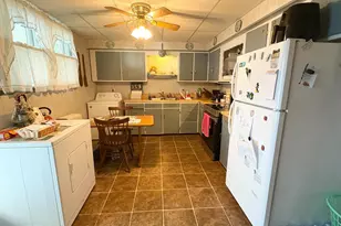 612 W Bacon St, Pottsville, PA 17901 - Photo 5