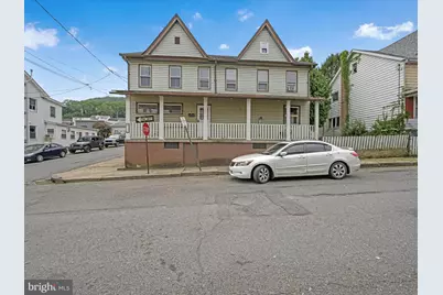 300 Penn Street, Tamaqua, PA 18252 - Photo 3