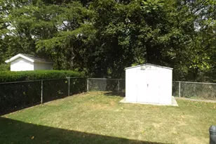 211 E Bacon St, Pottsville, PA 17901 - Photo 5