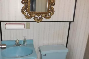 211 E Bacon St, Pottsville, PA 17901 - Photo 25