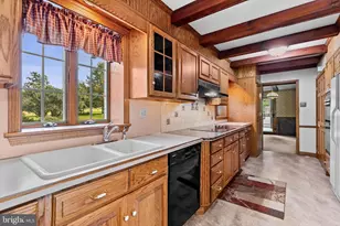 1114 Deturksville Rd, Pine Grove, PA 17963 - Photo 11