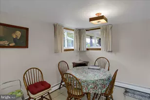 616 W Maple St, Valley View, PA 17983 - Photo 15