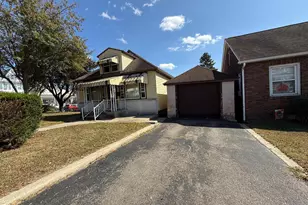 442 W Willing St, Tamaqua, PA 18252 - Photo 1