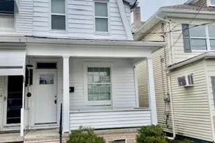 104 S 4th St, Frackville, PA 17931 - Photo 1