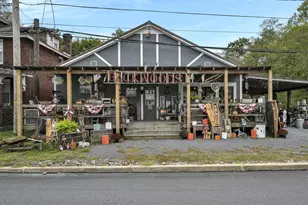 22 Hughes St, New Ringgold, PA 17960 - Photo 5