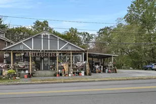 22 Hughes St, New Ringgold, PA 17960 - Photo 3