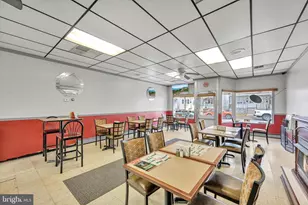 135 S 2nd St, Frackville, PA 17931 - Photo 3