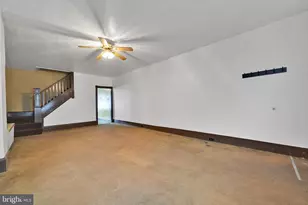 135 S 2nd St, Frackville, PA 17931 - Photo 17