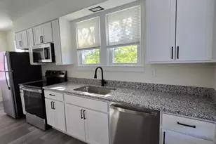 213 W Market St, Orwigsburg, PA 17961 - Photo 5