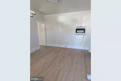 101 S 2nd Street, Saint Clair, PA 17970 - Photo 3