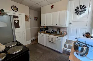 242 E Mauch Chunk St, Tamaqua, PA 18252 - Photo 7