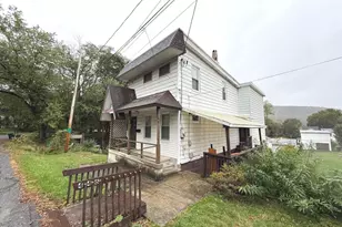 446 Biddle St, Tamaqua, PA 18252 - Photo 3