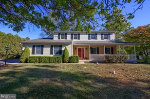 1027 Ridgeview Dr, Orwigsburg, PA 17961 - Photo 1