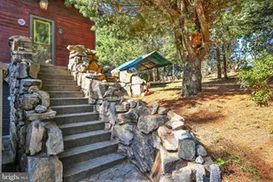 60 S South St, Lavelle, PA 17943 - Photo 9