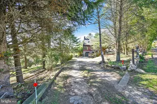 60 S South St, Lavelle, PA 17943 - Photo 7