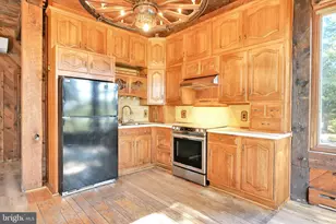 60 S South St, Lavelle, PA 17943 - Photo 21