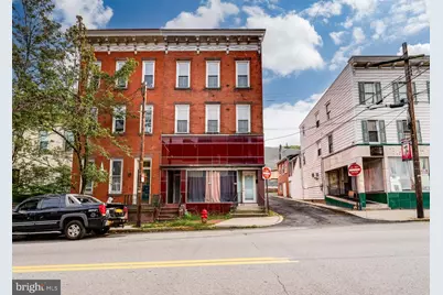 621 W Market Street, Pottsville, PA 17901 - Photo 1
