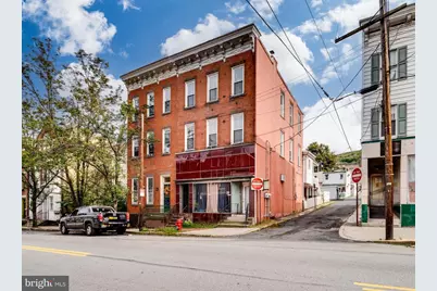 621 W Market Street, Pottsville, PA 17901 - Photo 3