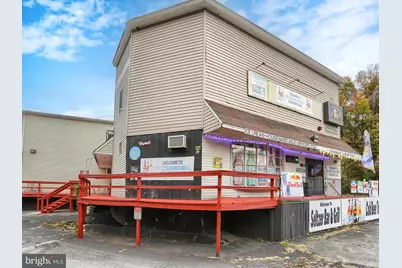 661 N Centre Street, Pottsville, PA 17901 - Photo 3