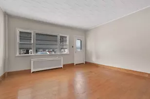 219 S 3rd St, Saint Clair, PA 17970 - Photo 9