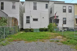 219 S 3rd St, Saint Clair, PA 17970 - Photo 27