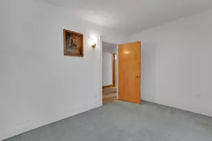 219 S 3rd St, Saint Clair, PA 17970 - Photo 21