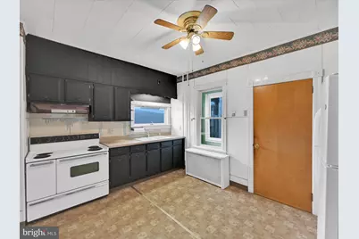 219 S 3rd Street, Saint Clair, PA 17970 - Photo 13