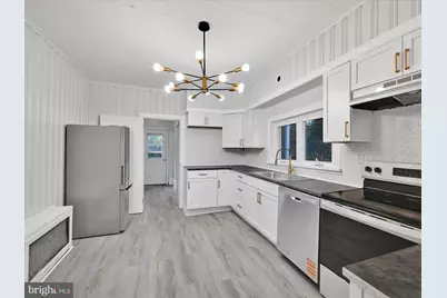 344 E Bacon Street, Pottsville, PA 17901 - Photo 11